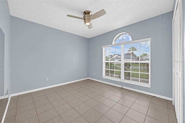 7712 Water Oak Ct, Kissimmee, FL 34747 - photo 28