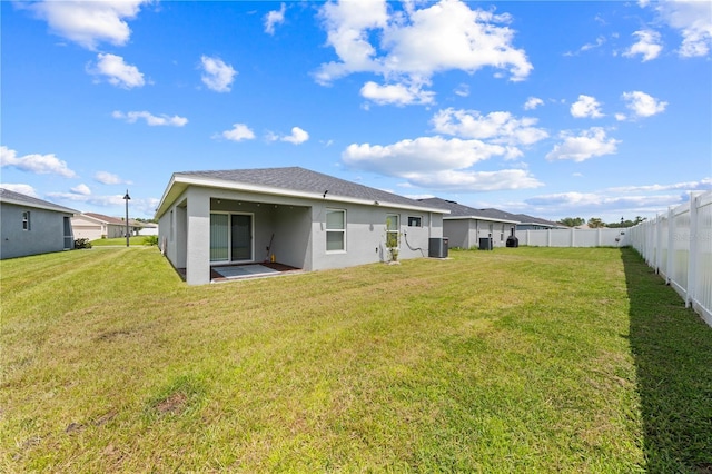 6944 Abbywood Ln, Zephyrhills, FL 33541 - photo 2