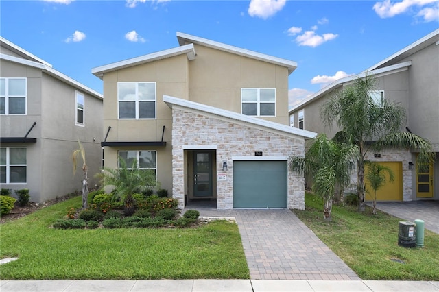 701 Drop Shot Dr, Davenport, FL 33896 - photo 2