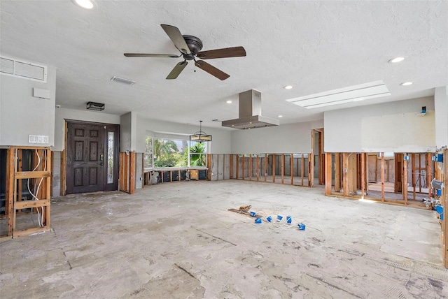 1357 52nd Ave NE, Saint Petersburg, FL 33703 - photo 11