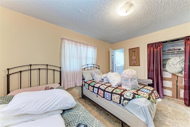 10095 Nassau Ct, Seminole, FL 33776 - photo 6