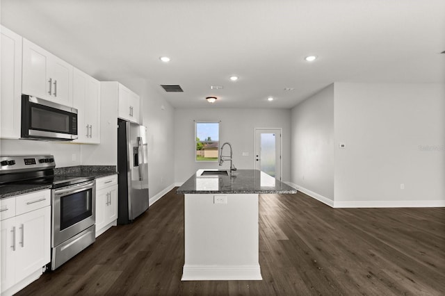 1101 Saint Tropez Ct, Kissimmee, FL 34759 - photo 5