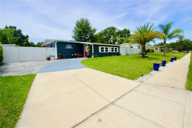 1302 Admiral Dr, Apopka, FL 32703 - photo 2