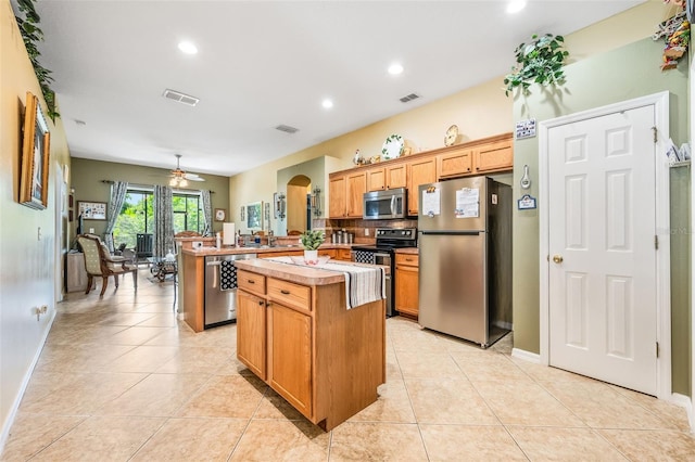 2335 Andrews Valley Dr, Kissimmee, FL 34758 - photo 13