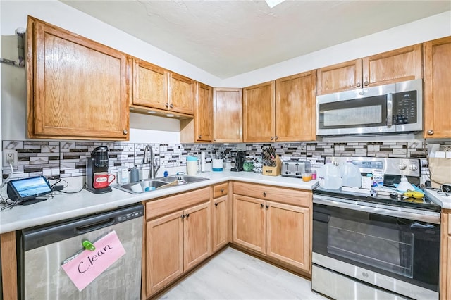 67 Lake Henry Dr, Lake Placid, FL 33852 - photo 11