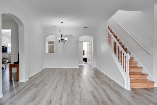 2518 Holly Pine Cir, Orlando, FL 32820 - photo 2