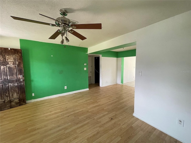 4052 Castlegate Dr, Orlando, FL 32839 - photo 4