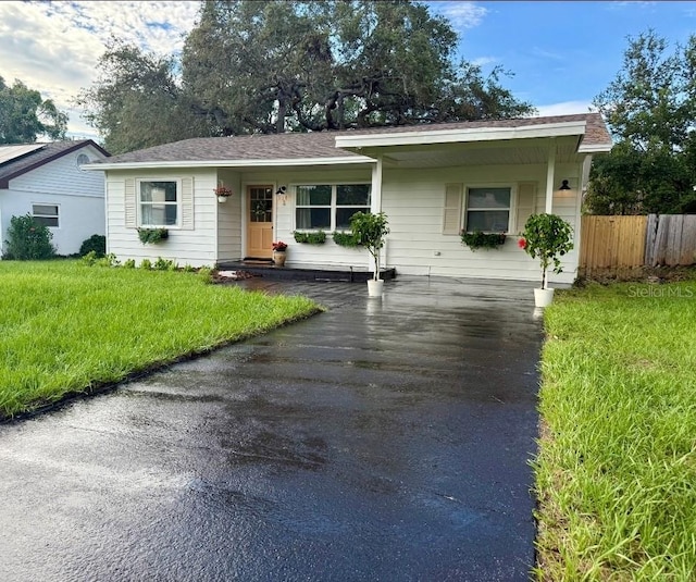 918 7th Ave SW, Largo, FL 33770 - photo 2