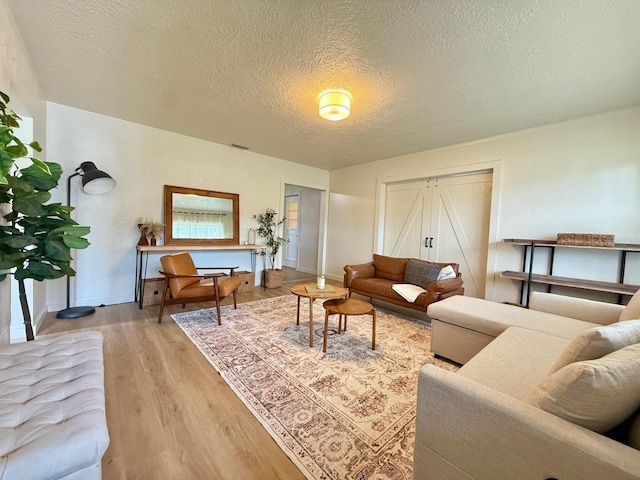 918 7th Ave SW, Largo, FL 33770 - photo 4