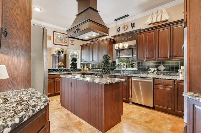 30537 Island Club Dr, Deer Island, Tavares, FL 32778 - photo 4