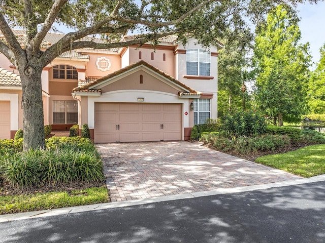 8308 Riverdale Ln, Davenport, FL 33896 - photo 3