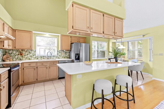7925 Waldorf Ct, Orlando, FL 32817 - photo 14