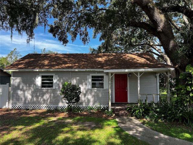 495 Fern Ave, Tavares, FL 32778 - photo 1