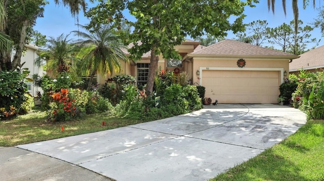 921 Rosinia Ct, Orlando, FL 32828 - photo 1