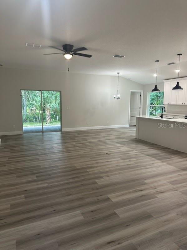 422 Ivy Ave, Deland, FL 32724 - photo 4