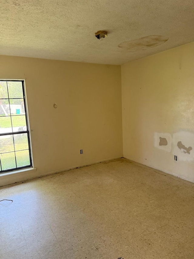 3363 Planter Dr, Deltona, FL 32738 - photo 7