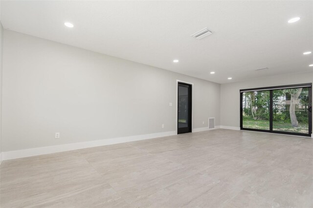 539 S Keech St, Daytona Beach, FL 32114 - photo 3
