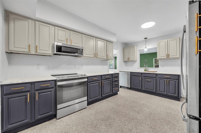 1601 Triangle Ave, Orlando, FL 32806 - photo 13