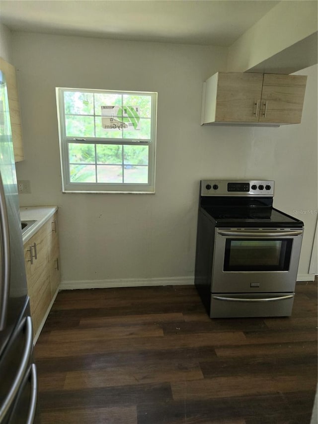 218 E 11th St, Apopka, FL 32703 - photo 5