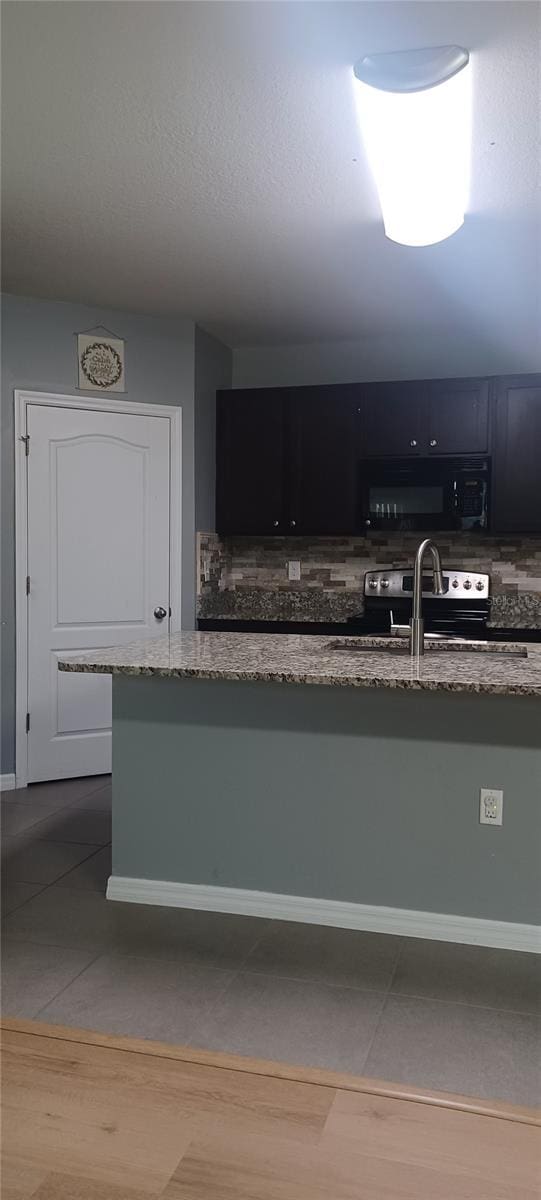 5225 11th St E, Bradenton, FL 34203 - photo 18