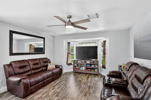 635 Moss Park Ct, Kissimmee, FL 34743 - photo 4