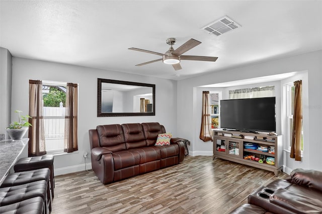 635 Moss Park Ct, Kissimmee, FL 34743 - photo 5