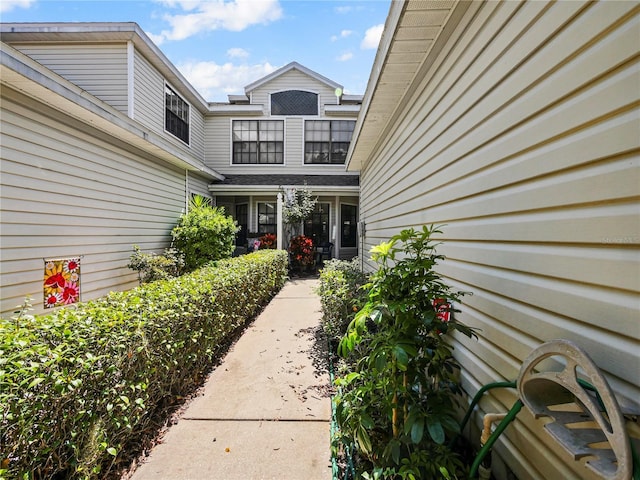 132 Baytree Blvd, Tavares, FL 32778 - photo 2