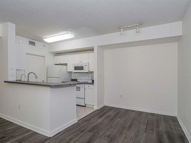 5090 Fairways Cir Unit H206, Vero Beach, FL 32967 - photo 13