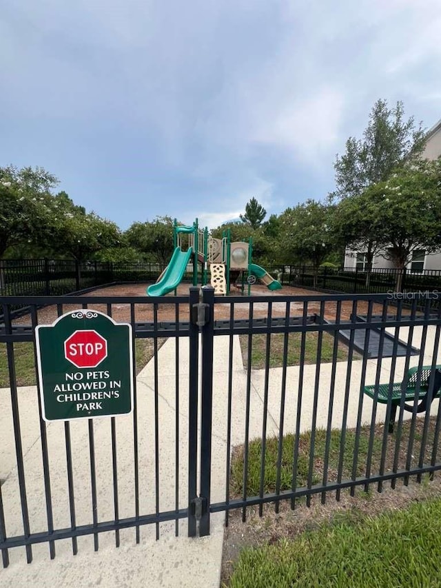 1008 E 10th St, Apopka, FL 32703 - photo 10