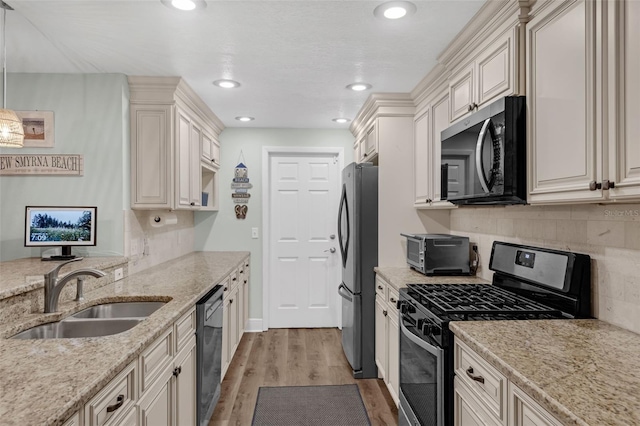 825 E 27th Ave, New Smyrna Beach, FL 32169 - photo 5
