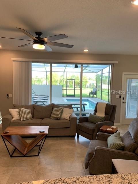 967 Paradise Dr, Davenport, FL 33897 - photo 10