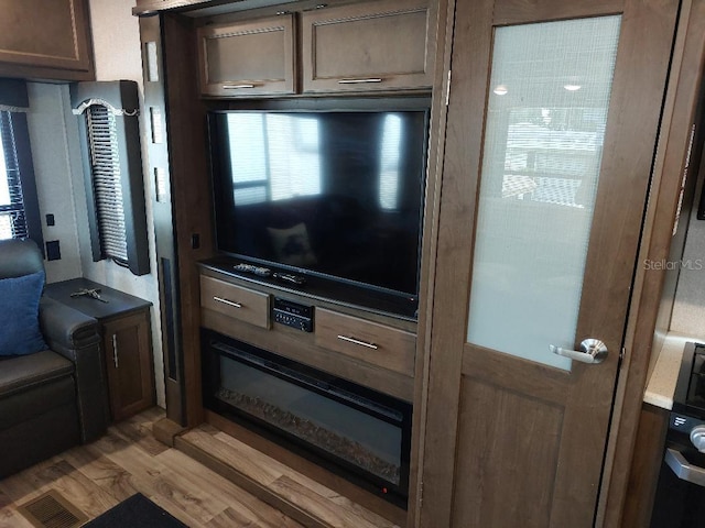 6688 SE 55th Ln Unit 6688, Okeechobee, FL 34974 - interior space with light hardwood / wood-style flooring