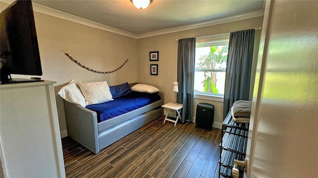 245 Lake Seminary Cir, Maitland, FL 32751 - bedroom with wood finish floors, baseboards, and crown molding