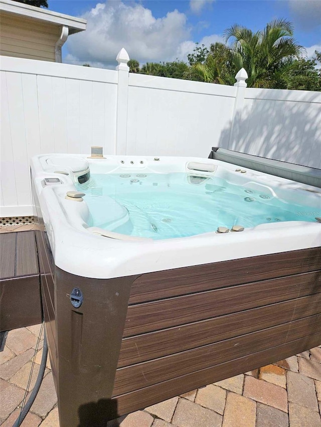 7950 Hwy 78 W Unit 171, Okeechobee, FL 34974 - view of pool featuring a hot tub