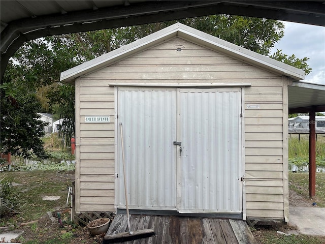 view of outdoor structure