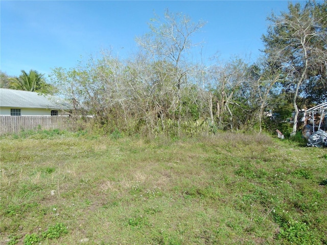 Listing photo 3 for 1211 9th St, Okeechobee FL 34974