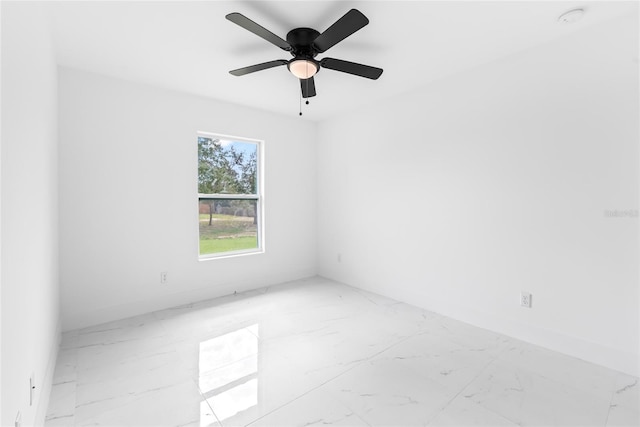 unfurnished room featuring ceiling fan