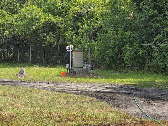 7895 NW 84th Ct, Okeechobee, FL 34972 - view of yard featuring fence