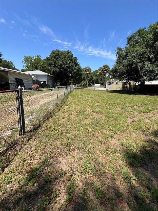 508 NW 17th St, Okeechobee, FL 34972 - view of yard featuring fence