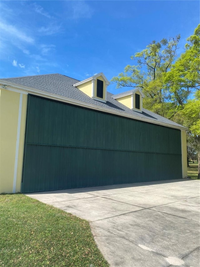 view of property exterior