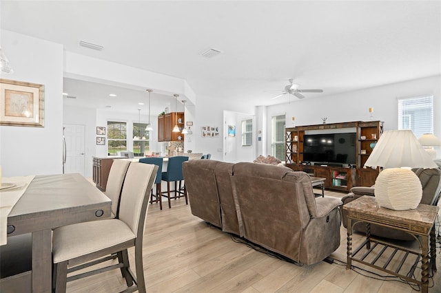 3554 NW 55th Cir, Ocala, FL 34482 - living area featuring a ceiling fan, light wood-style flooring, and recessed lighting