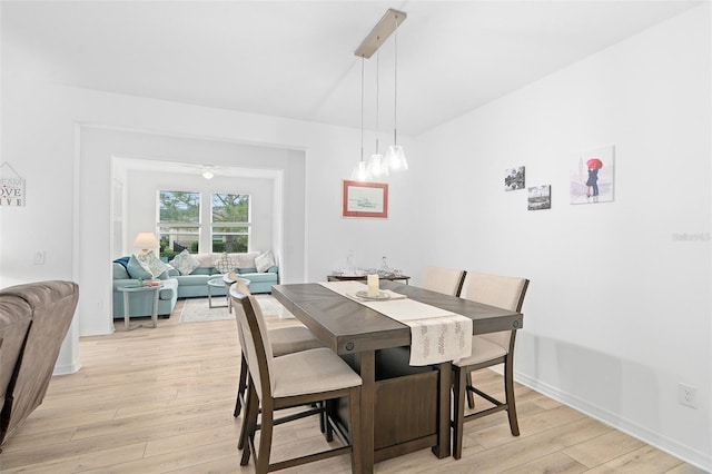3554 NW 55th Cir, Ocala, FL 34482 - dining area featuring light wood finished floors and baseboards