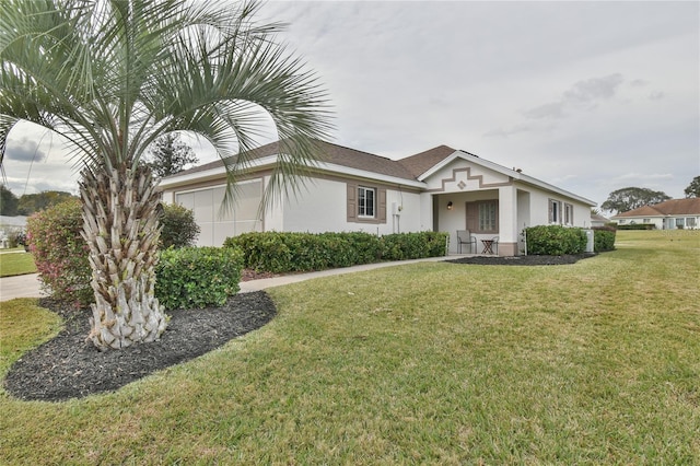 single story home featuring a front yard