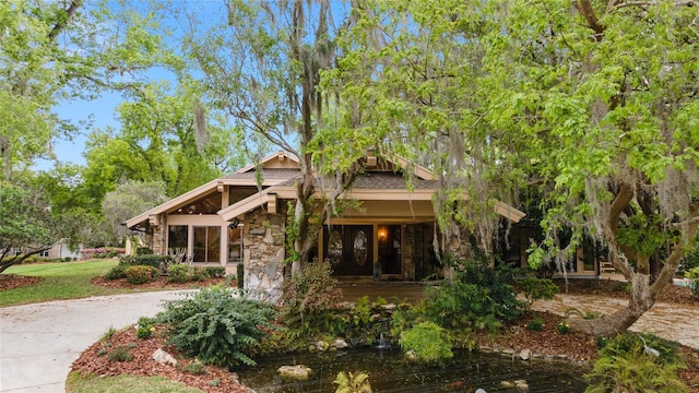 view of front of home