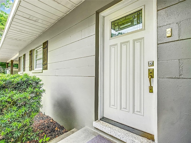 view of property entrance