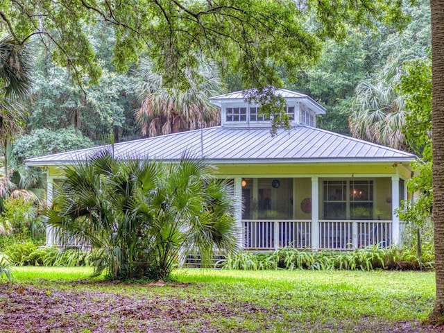 view of front of house