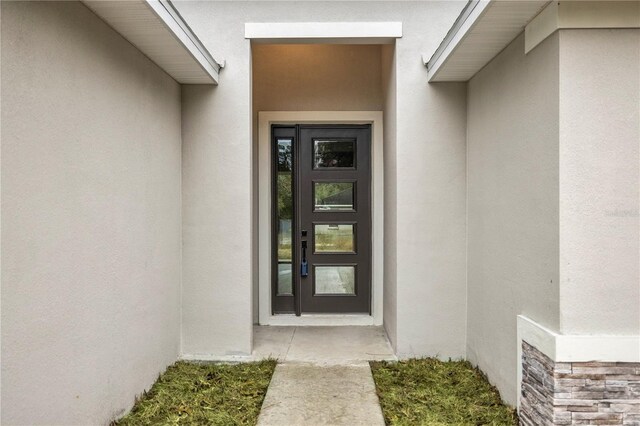 view of doorway to property