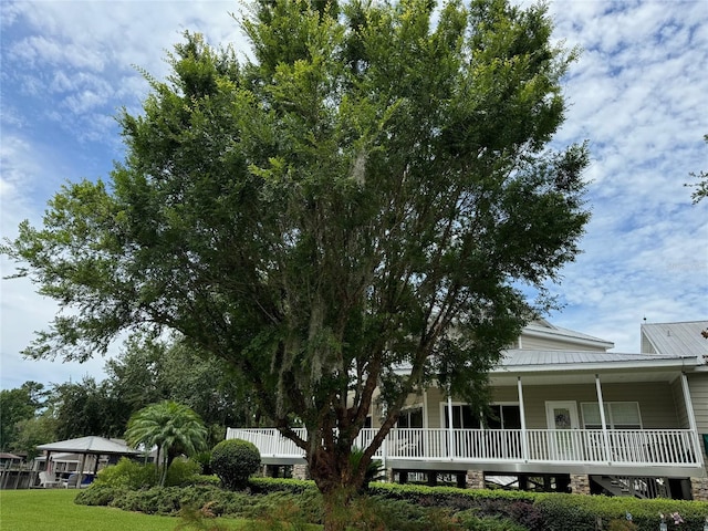 view of side of property