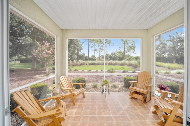 view of sunroom / solarium