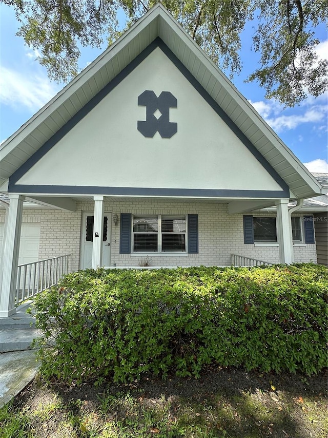 view of front of house featuring a porch